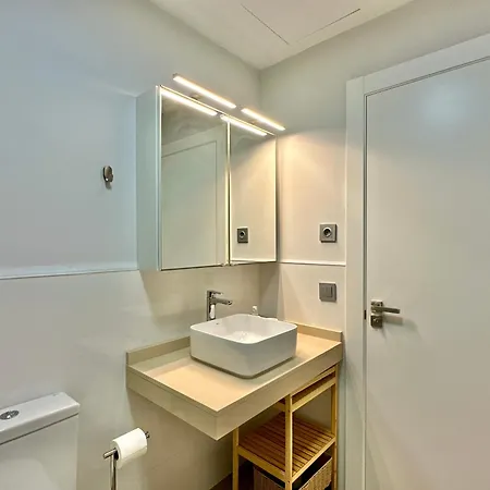 Naval Cool - Private Parking Apartment